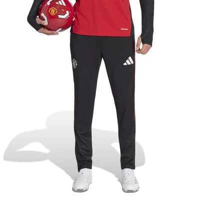 adidas Manchester United trainingsbroek 2026/2027
